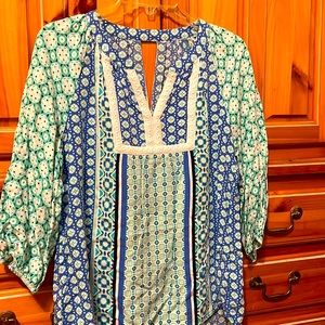 Crown and Ivy like new peasant top.